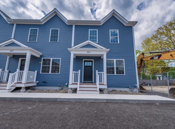 364 High St, Fall River, MA 02720