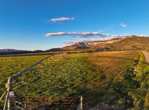 3312 306 County Rd, Parachute, CO 81635
