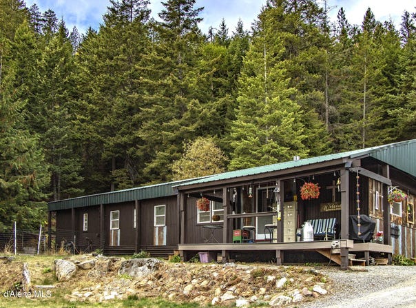 1464 Hulett Hill Dr, Sandpoint, ID 83864