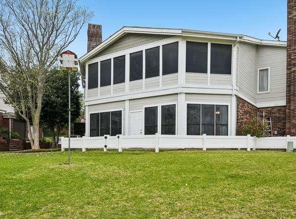 9955 Waterfront Trail, Rowlett, TX 75087