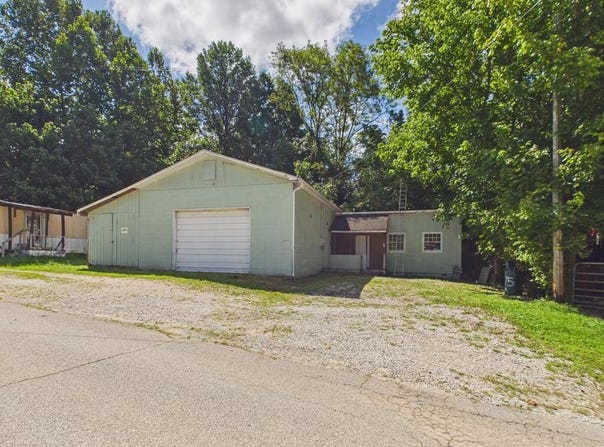 175 3rd Street, Louisa, KY 41230