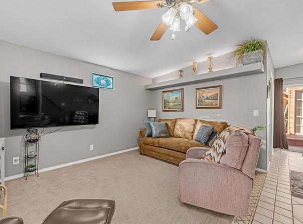698 Felspar Drive, Apache Junction, AZ 85119