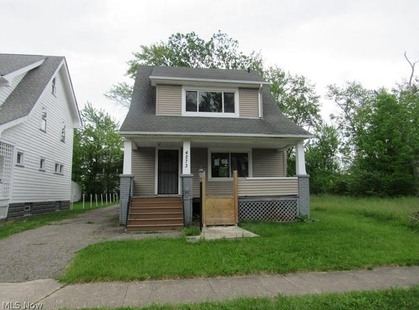 4273 E 136, Cleveland, OH 44105