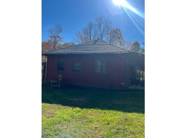 802 Curry Road, French Creek, WV 26218