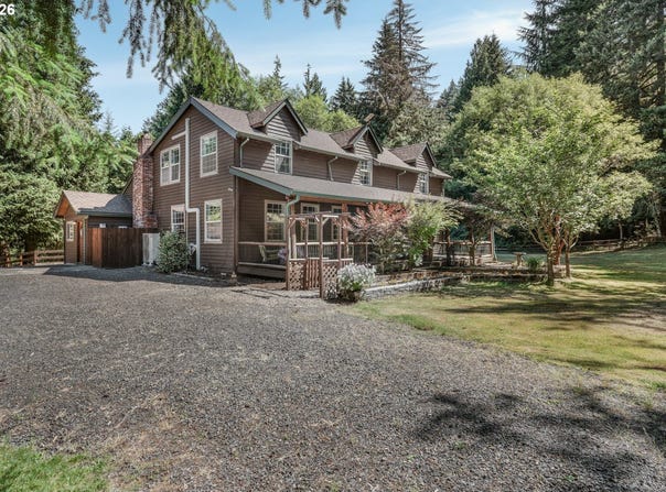 44751 SE WILDCAT MOUNTAIN Dr, Sandy, OR 97055