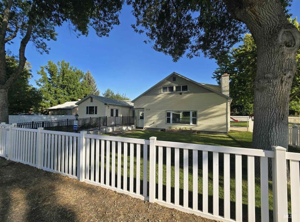 250 2nd Ave E, Wendell, ID 83355