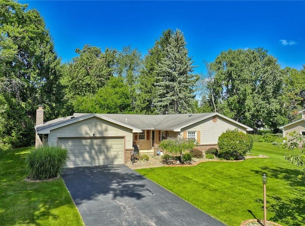 792 Hightower, Webster, NY 14580