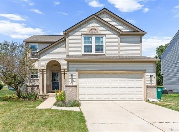 7921 Mallard Way, York Twp, MI 48197