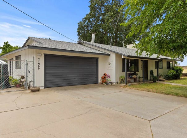 21999 Riverside Avenue, Red Bluff, CA 96080