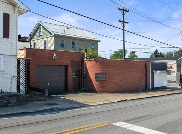 944 Commerce Street, Wellsburg, WV 26070