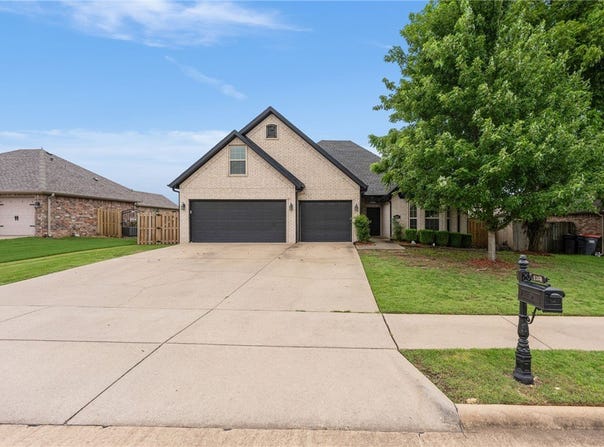 4256 Augustine Drive, Springdale, AR 72762
