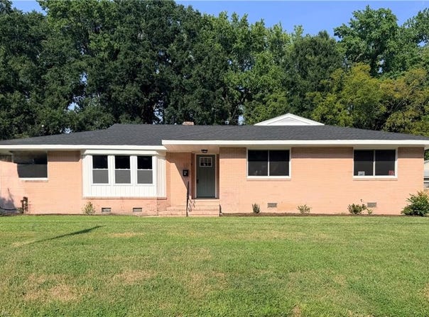 10 C C Spaulding Drive, Hampton, VA 23666