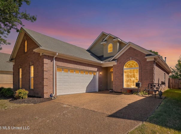 1091 Warwick Place, Southaven, MS 38671