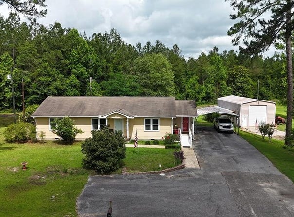 1487 County Road 52, Ariton, AL 36311