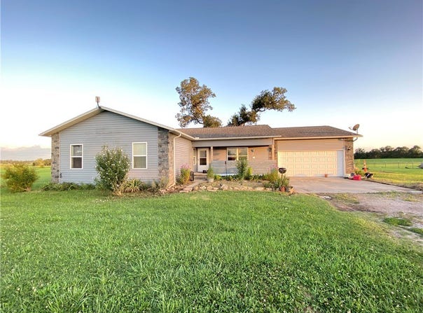 261 W Old Carpenter Lane, Harrison, AR 72601