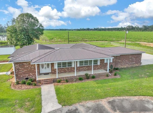 447 GIBBS RD, Moultrie, GA 31788