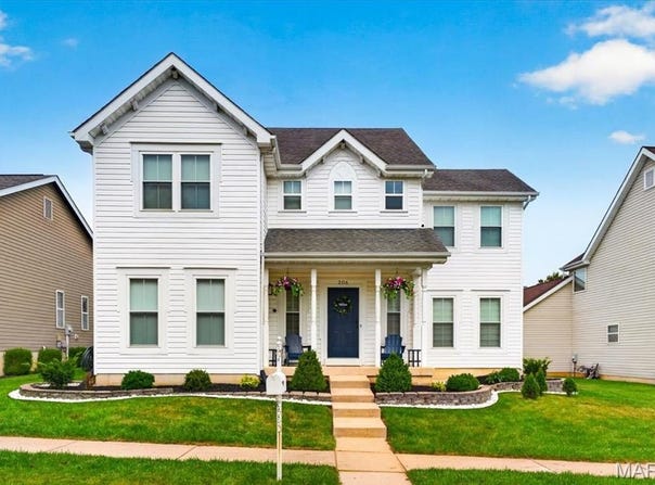 206 Hawksbury Place, O'Fallon, MO 63368