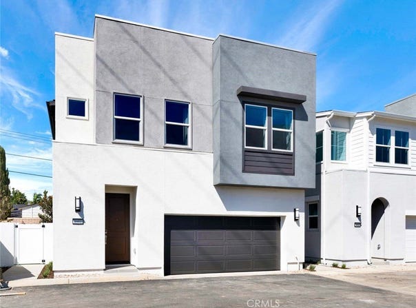1001 E Overlook Drive, Orange, CA 92867