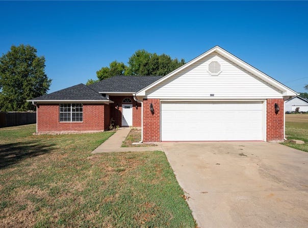 939 Alma Avenue, Mulberry, AR 72947