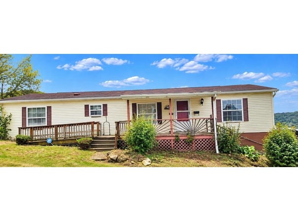 1302 Locust Street, Johnstown, PA 15909