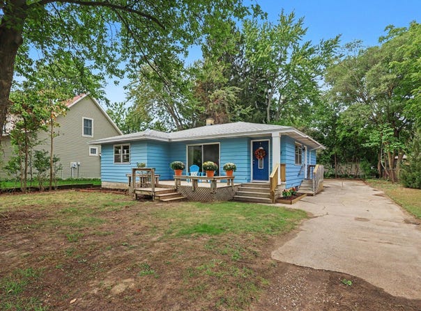 615 Fall Street, Spring Lake, MI 49456