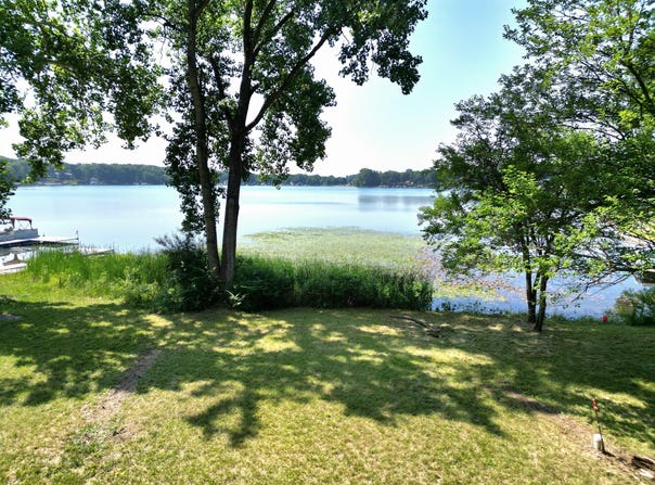 58388 E Clear Lake Road, Three Rivers, MI 49093