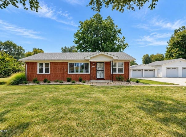 2300 Parkwood Rd, Louisville, KY 40214
