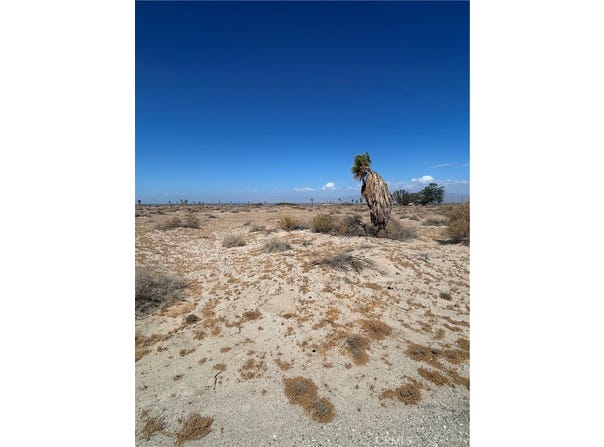 1376 Beacon Avenue, Thermal, CA 92274