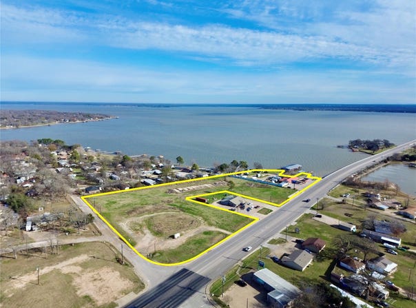 1106 E Cedar Creek Parkway, Seven Points, TX 75143