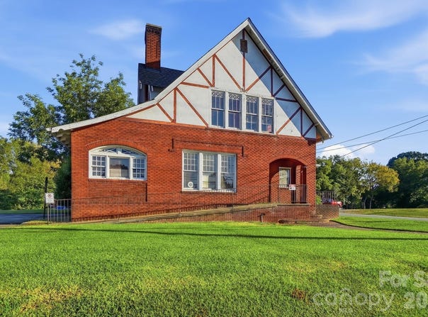 2415 E Main Street, Lincolnton, NC 28092