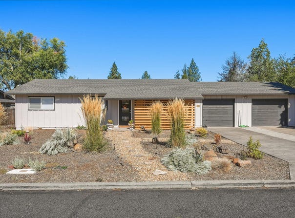 1648 NE Pheasant Lane, Bend, OR 97701