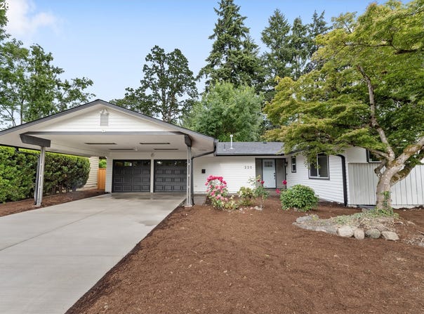 220 SW 144TH Ave, Beaverton, OR 97006