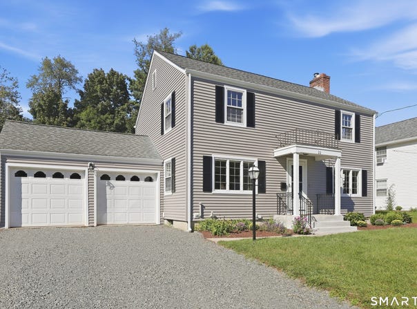 22 Proctor Drive, West Hartford, CT 06117
