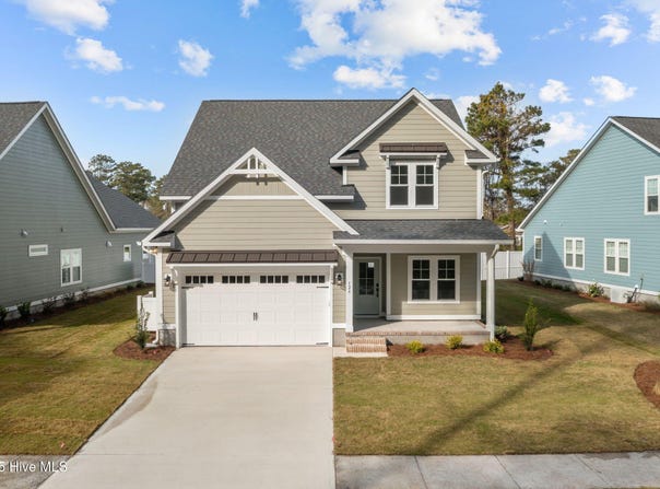 126 Pine View Boulevard, Beaufort, NC 28516