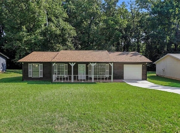 8220 Englewood Trail, Riverdale, GA 30274