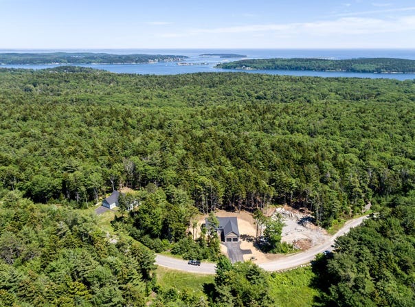 51 Sagamore Drive, Phippsburg, ME 04562