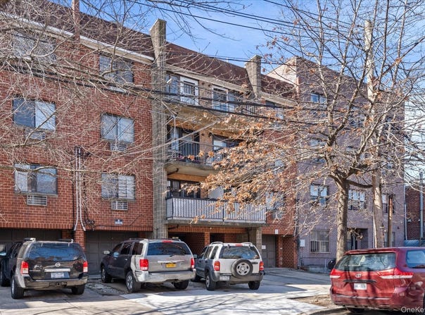 140-12 33rd Avenue, Flushing, NY 11354