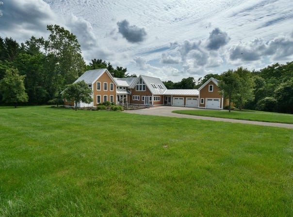 2863 Bell Road, Mansfield, OH 44904