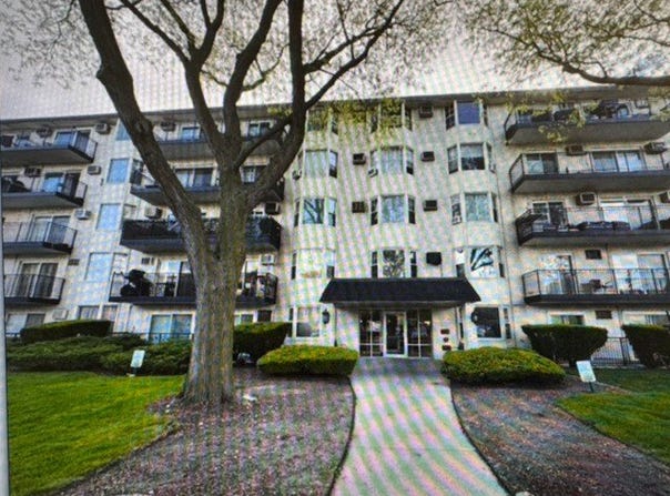 5506 LINCOLN Avenue, Morton Grove, IL 60053