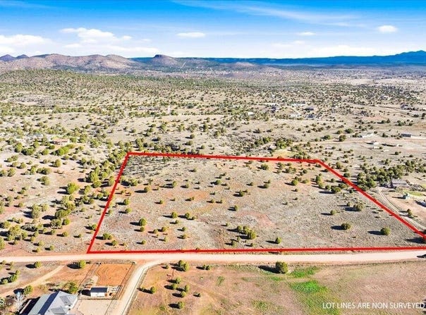 4062 W Center Street, Prescott, AZ 86305