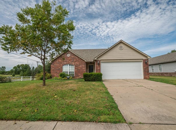 2816 S Kentucky, Pryor, OK 74361