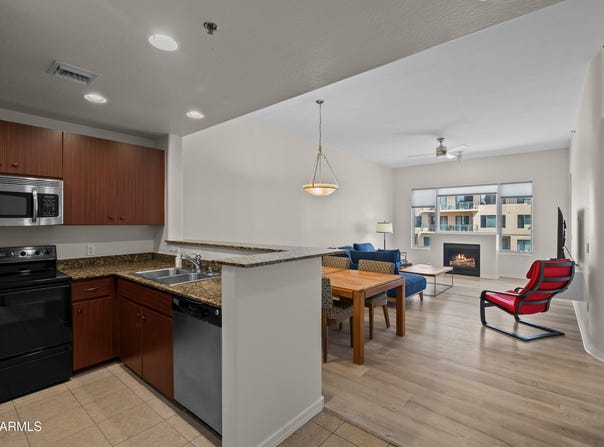 16 W ENCANTO Boulevard, Phoenix, AZ 85003