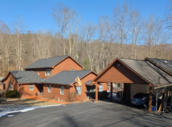 1606 Valley View Drive, Big Stone Gap, VA 24219