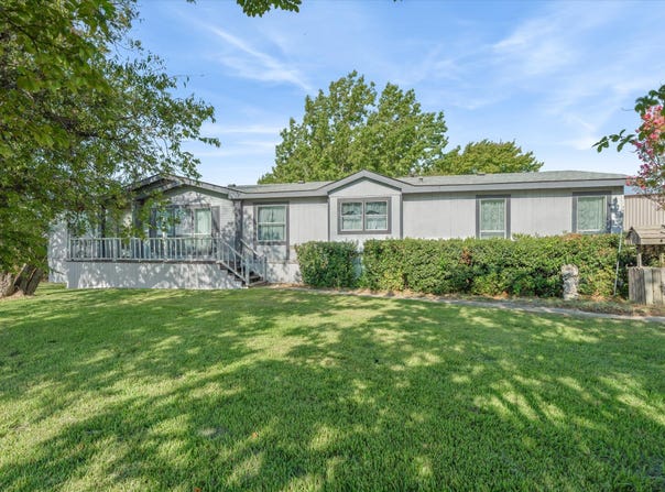 120 Wingo Way, Wills Point, TX 75169