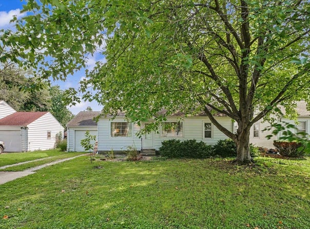 815 Balboa Road, Champaign, IL 61820