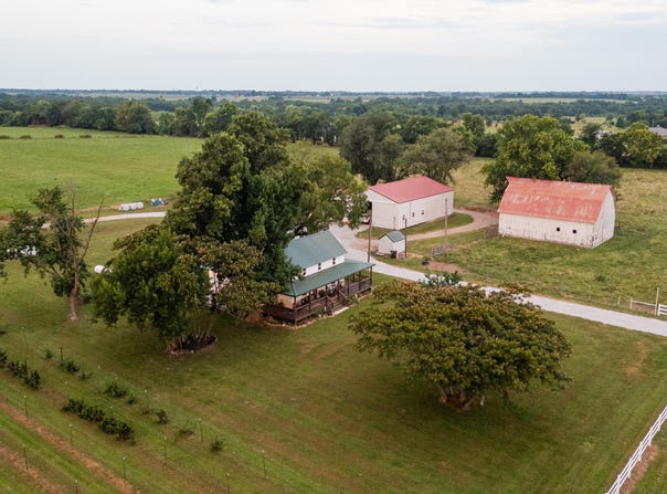 10559 Lawrence 2160, Mount Vernon, MO 65712