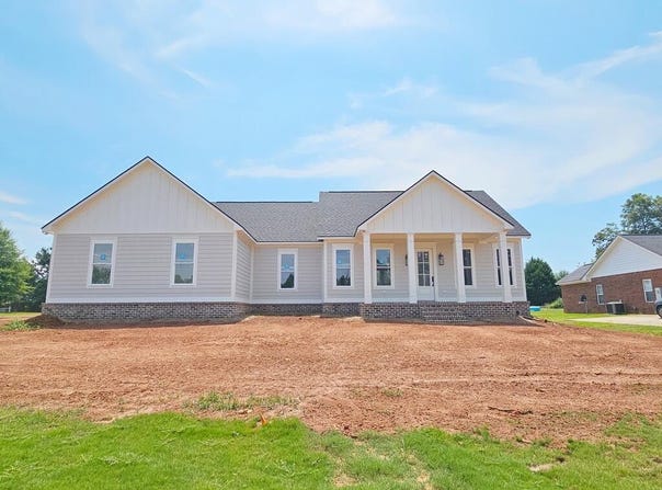 304 Hawkstead Drive, Leesburg, GA 31763