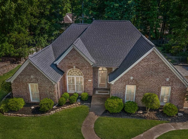 8217 THORNE Dr, Bartlett, TN 38002