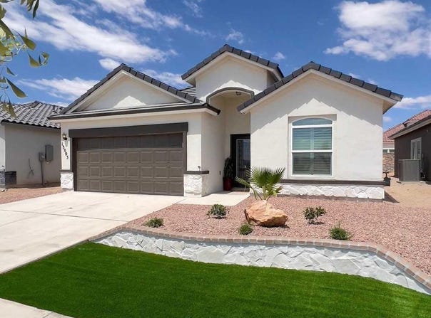 324 Kindred Drive, Clint, TX 79836