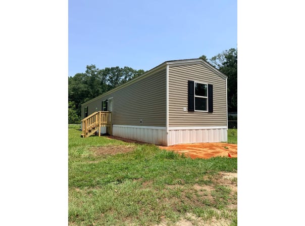 74 Dilly Branch Rd, Daleville, AL 36322